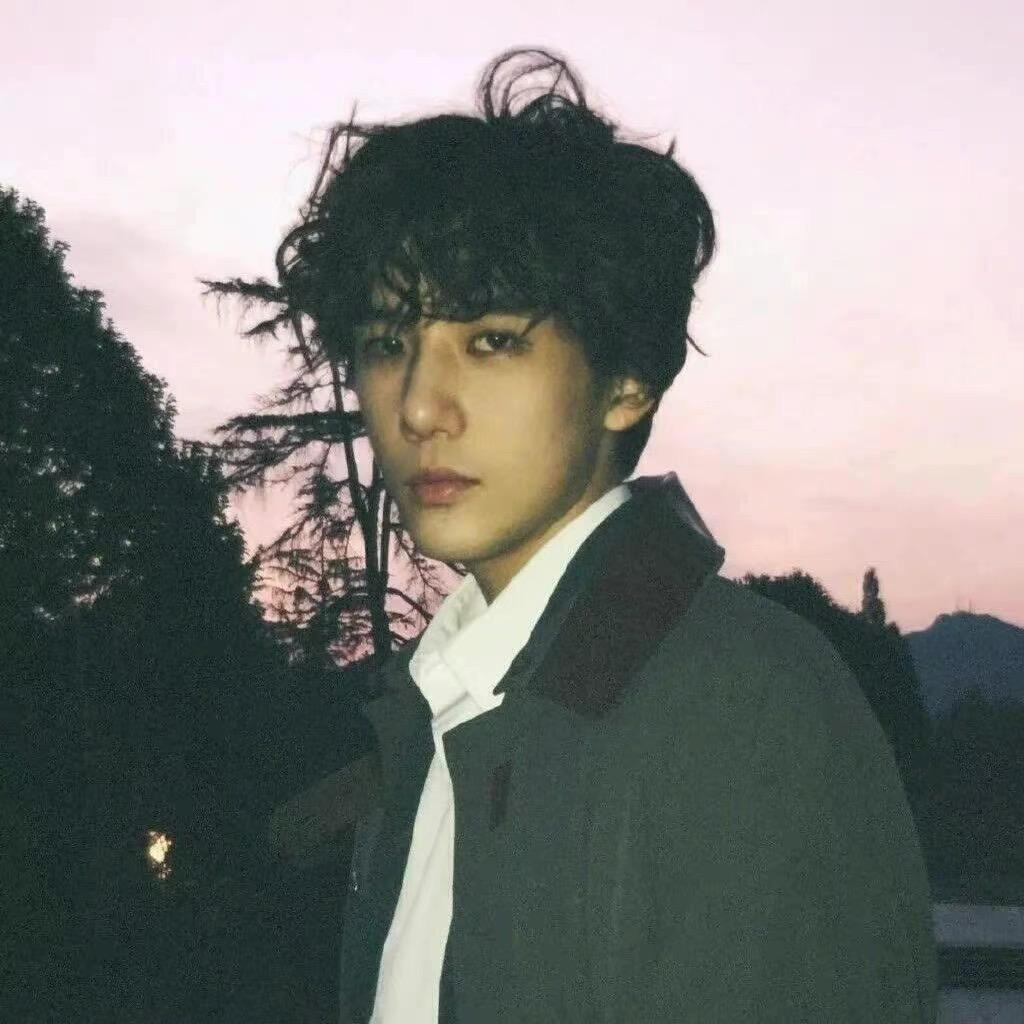 坤.