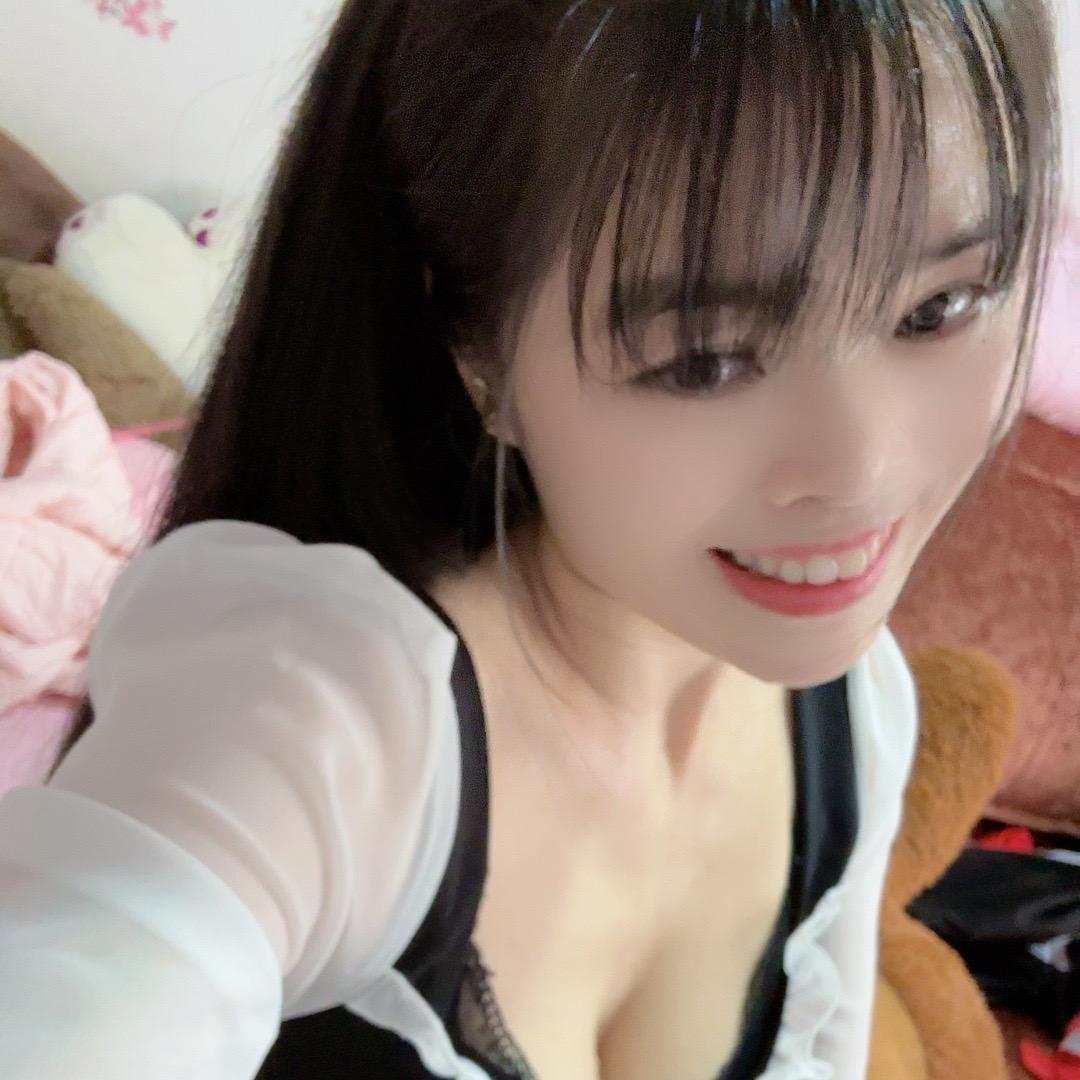 爱笑的小妖精