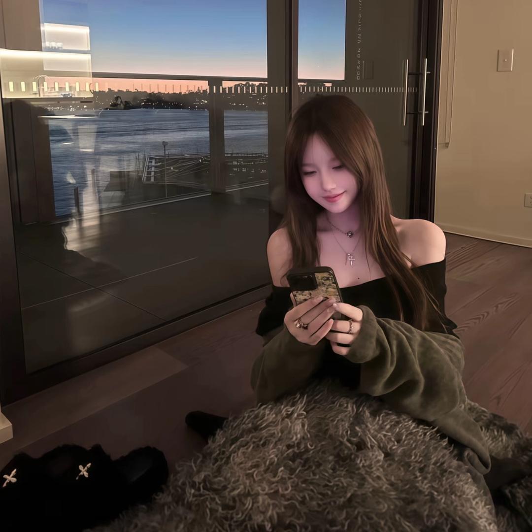 六月