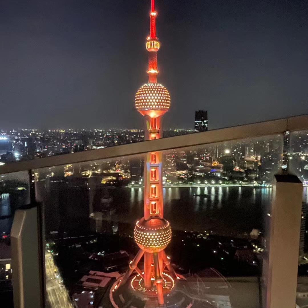 爱吃草莓小蛋糕