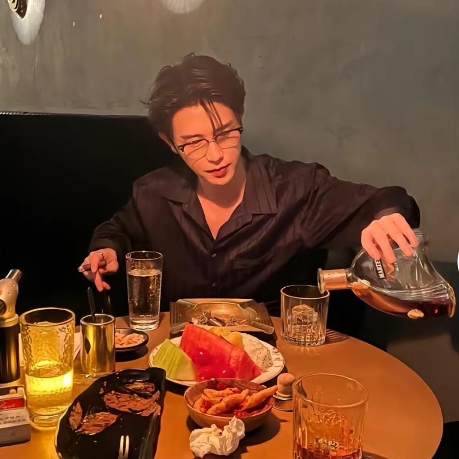 池鲤🫧