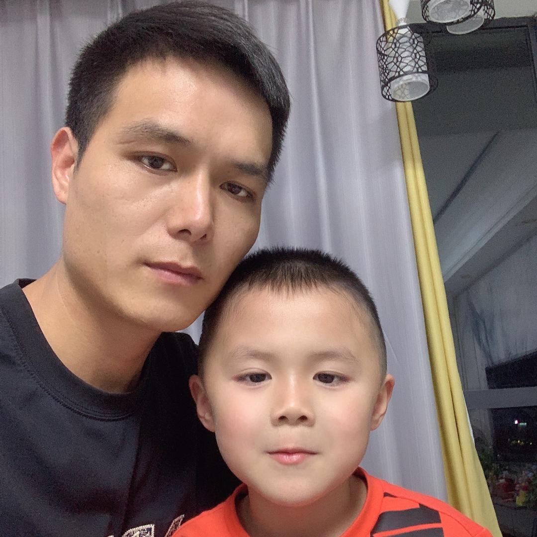 驾校刘师傅