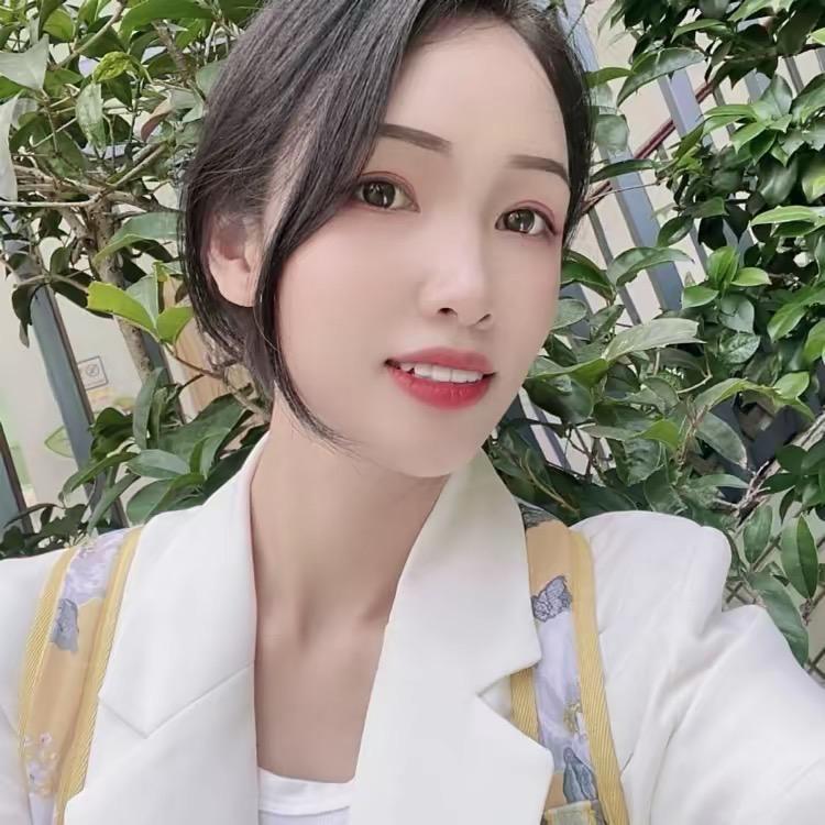 落落超爱喝
