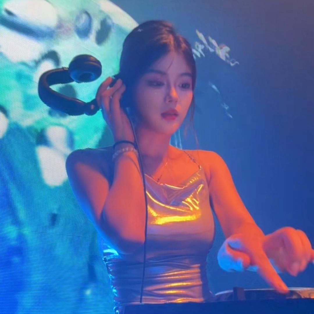 DJ艾琳娜