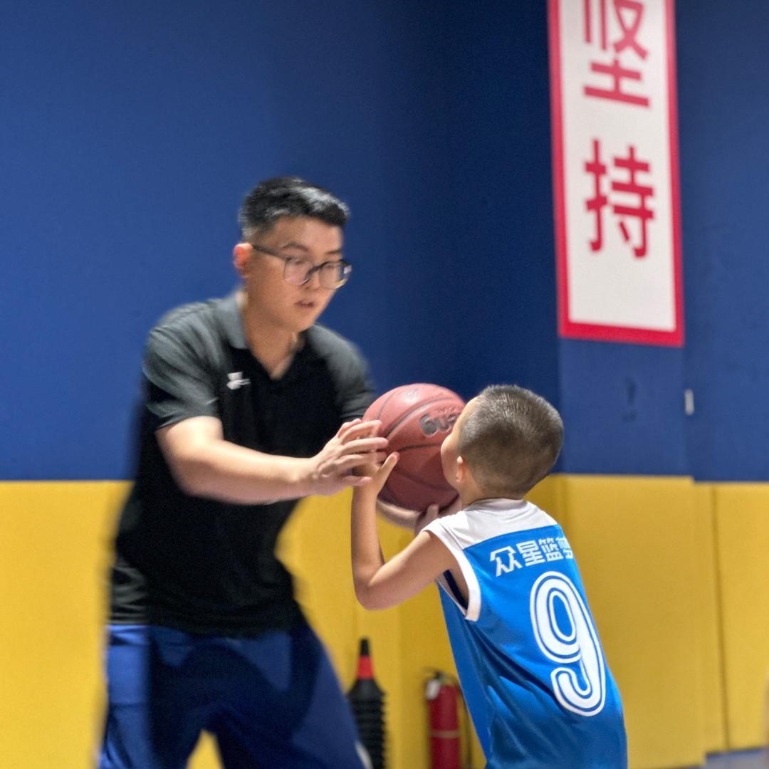 众星篮梦丰南校区周教练