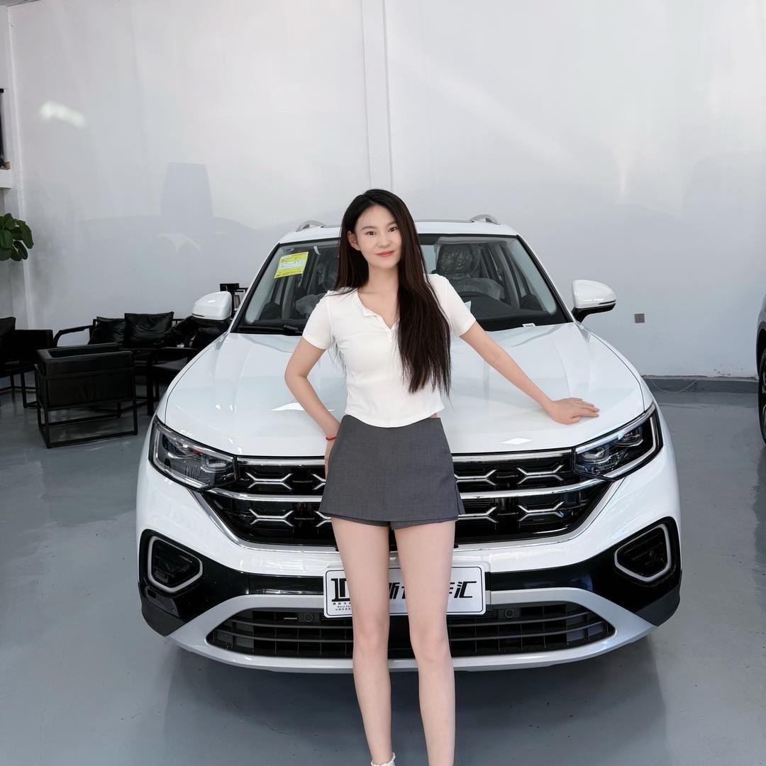 博斯卡小陈卖车车