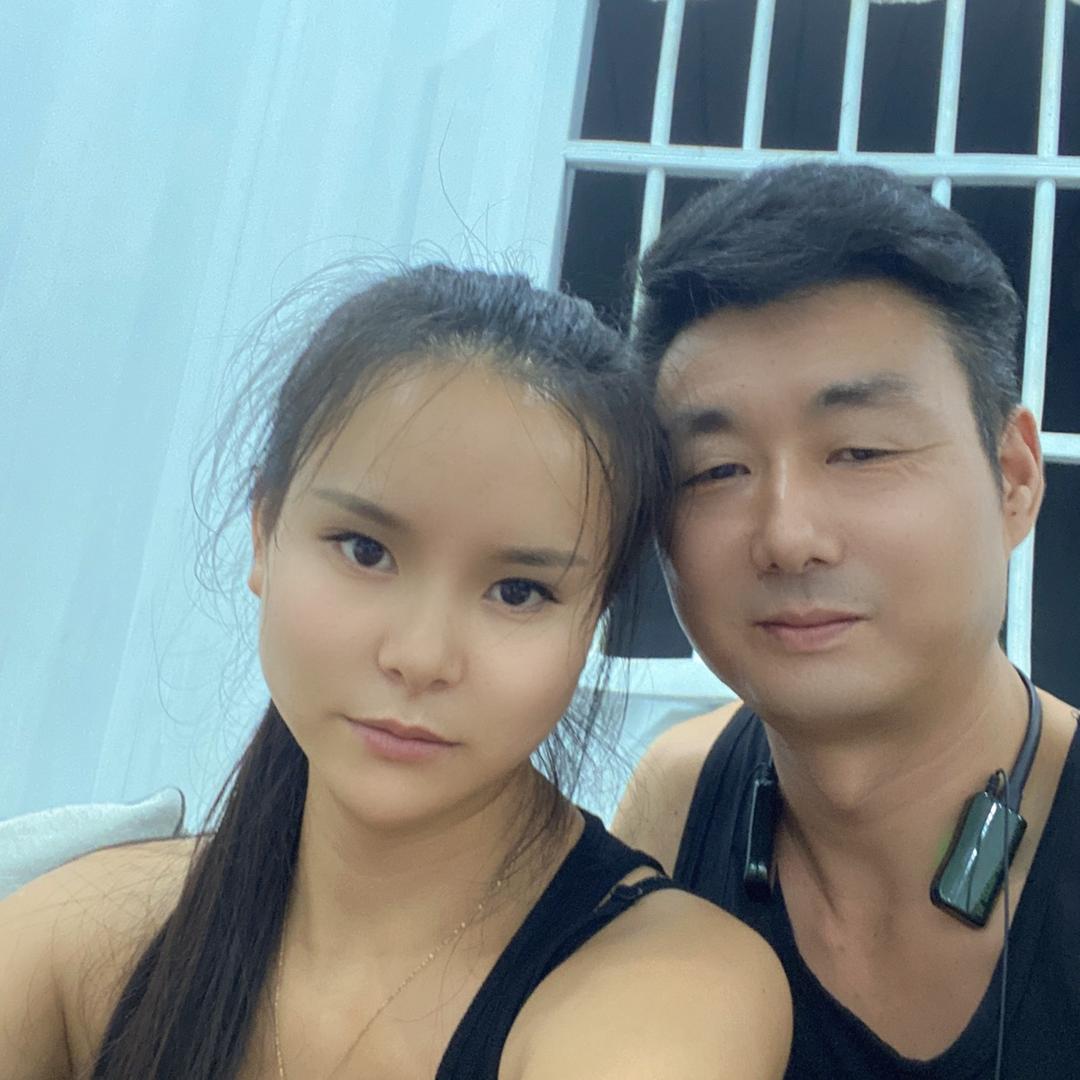 华亿松歌