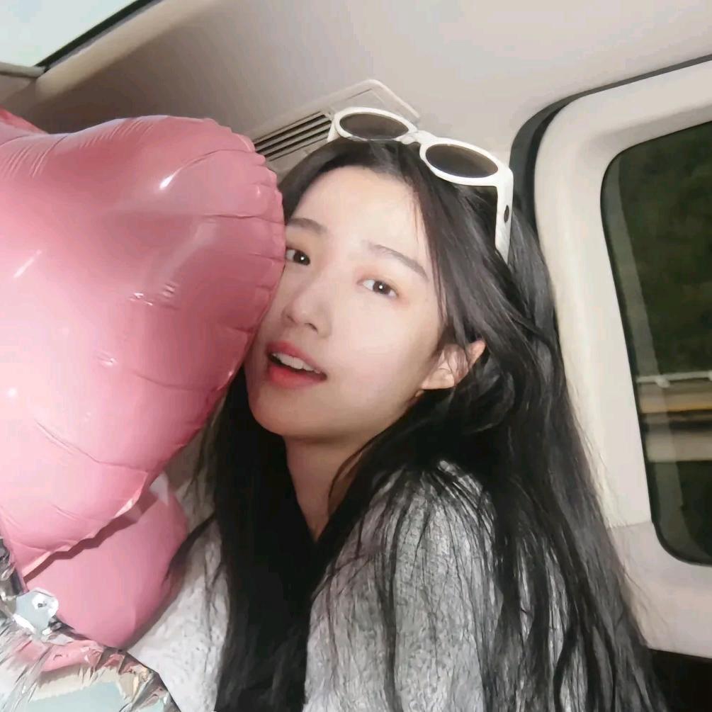 girl🧚‍♀️