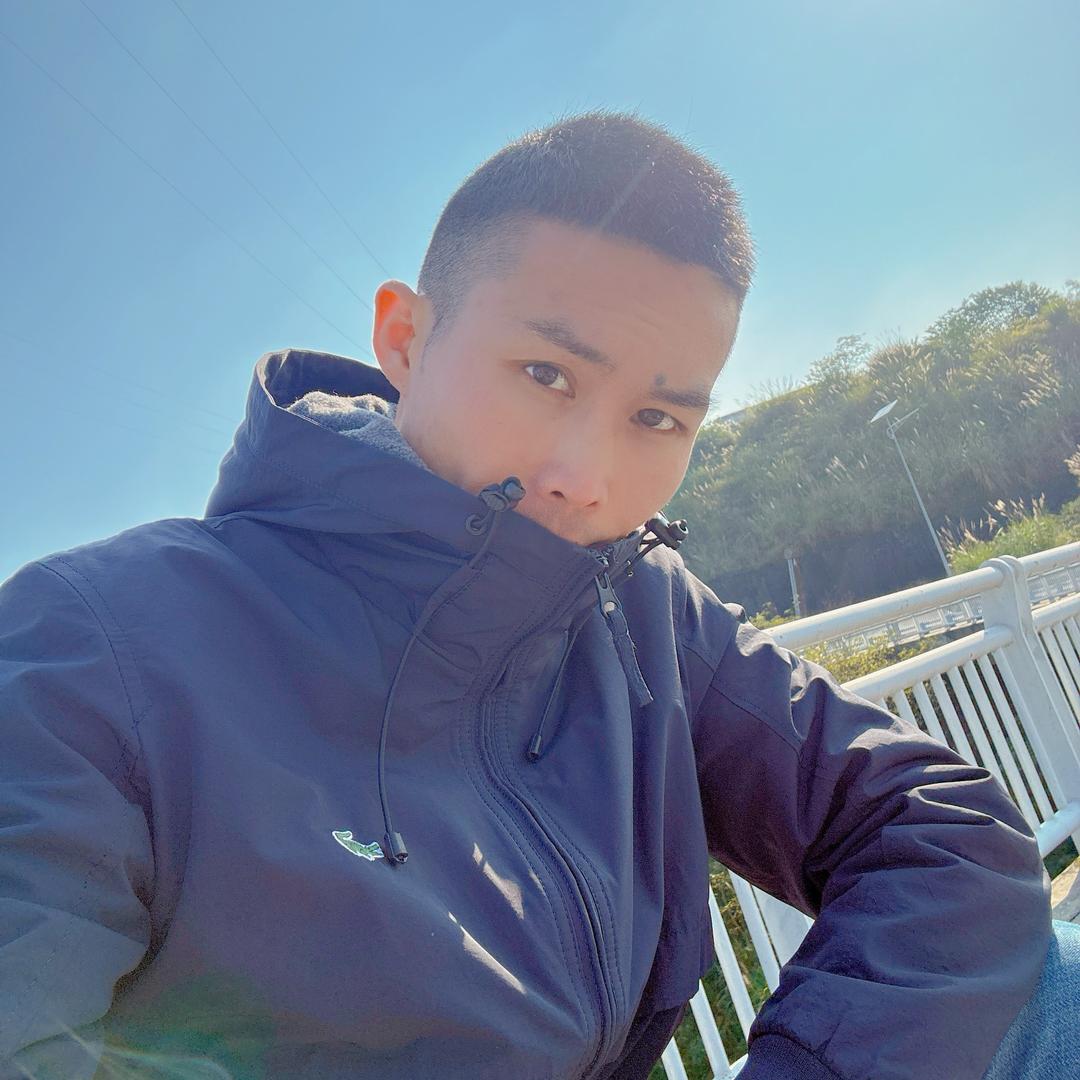 等风也等ni.