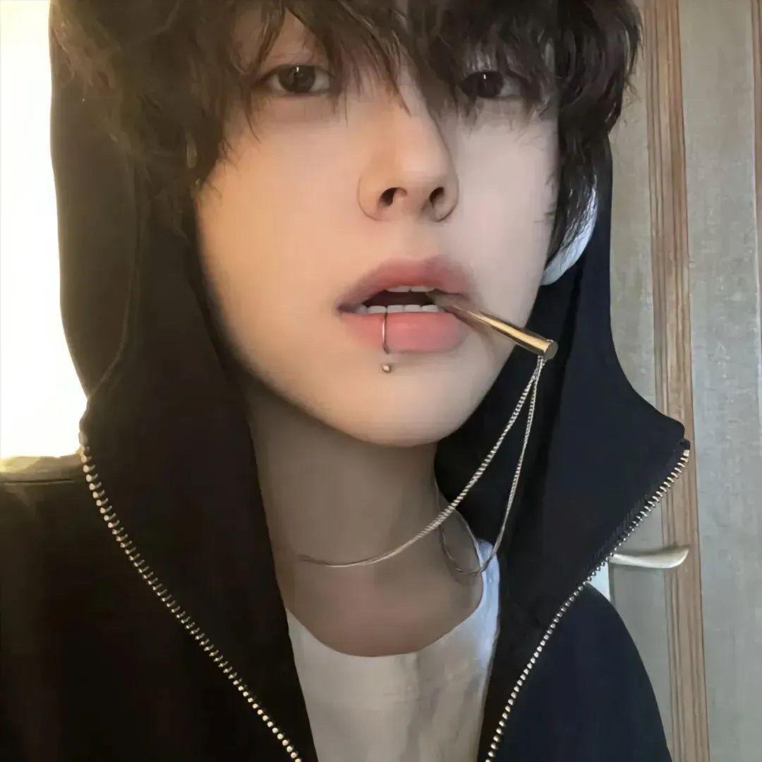 微良.