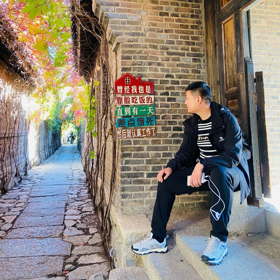 我走路带风_
