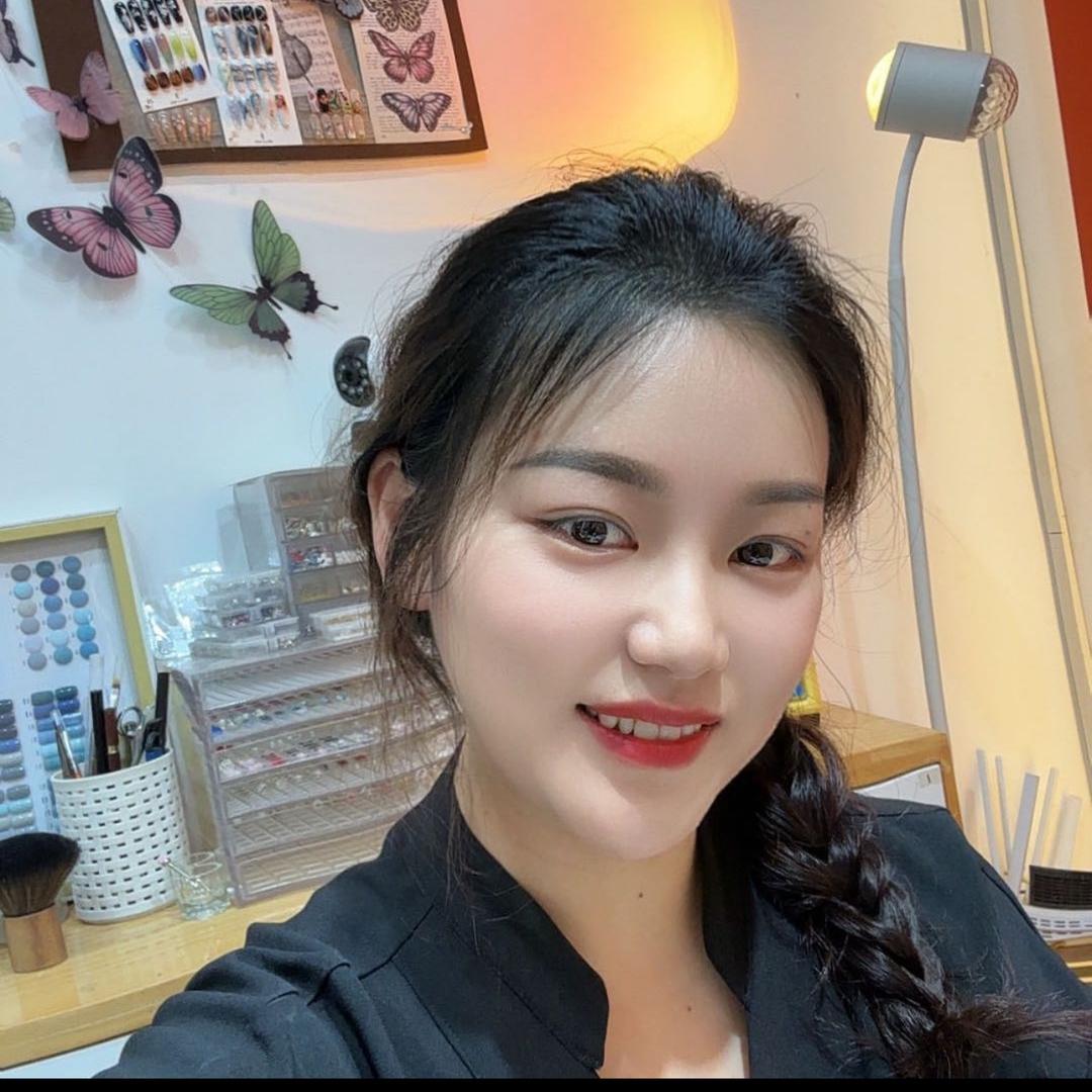 ^^小何子❤️