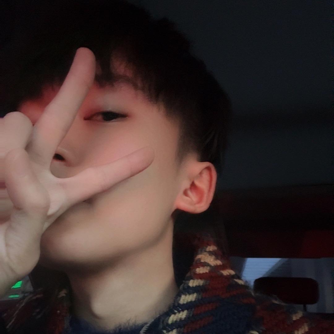 周文👣