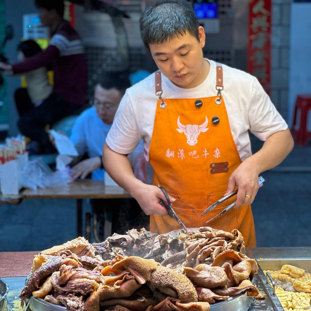 小彬总在深圳卖牛杂粉面🐮