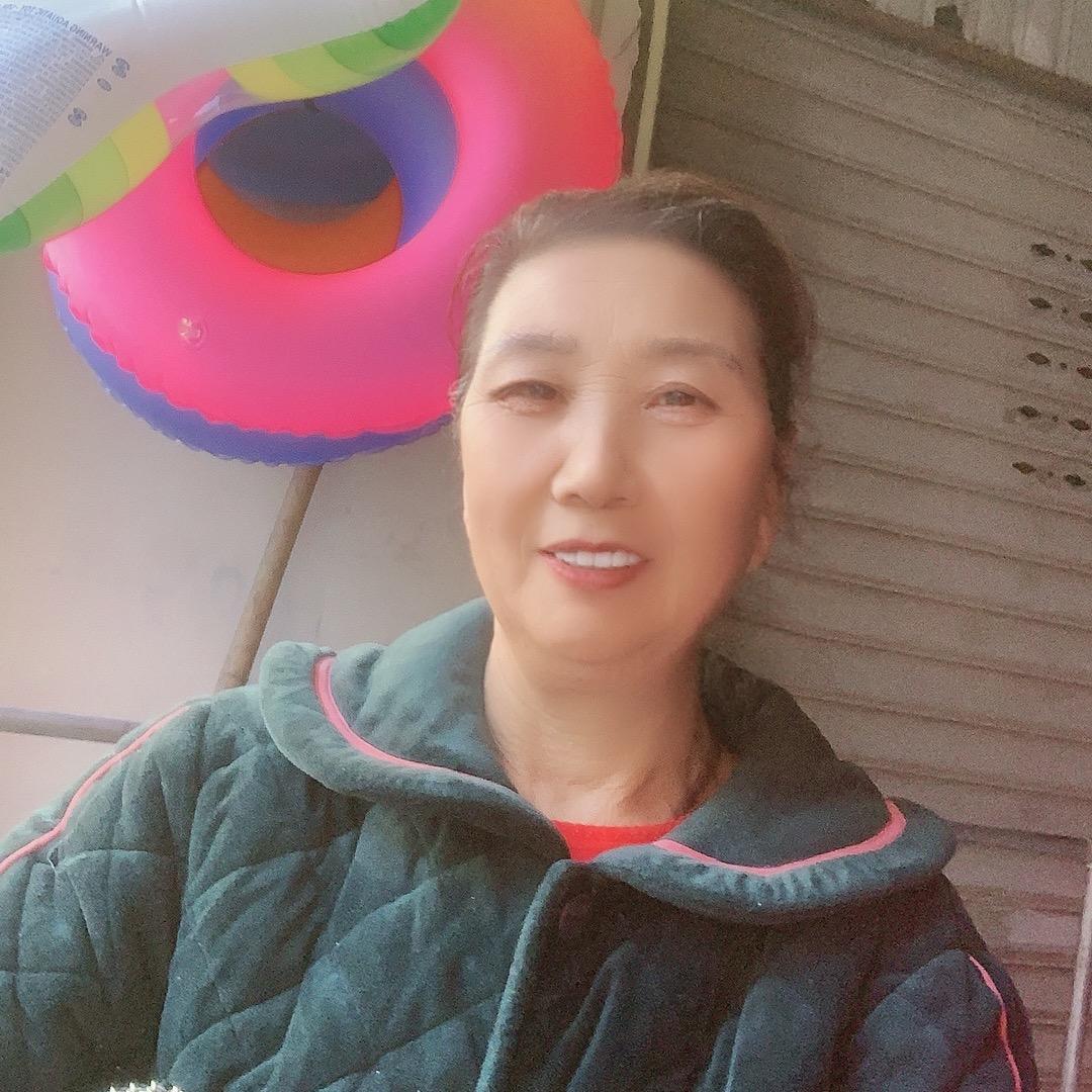 爱笑杨姐（早5点半开播）