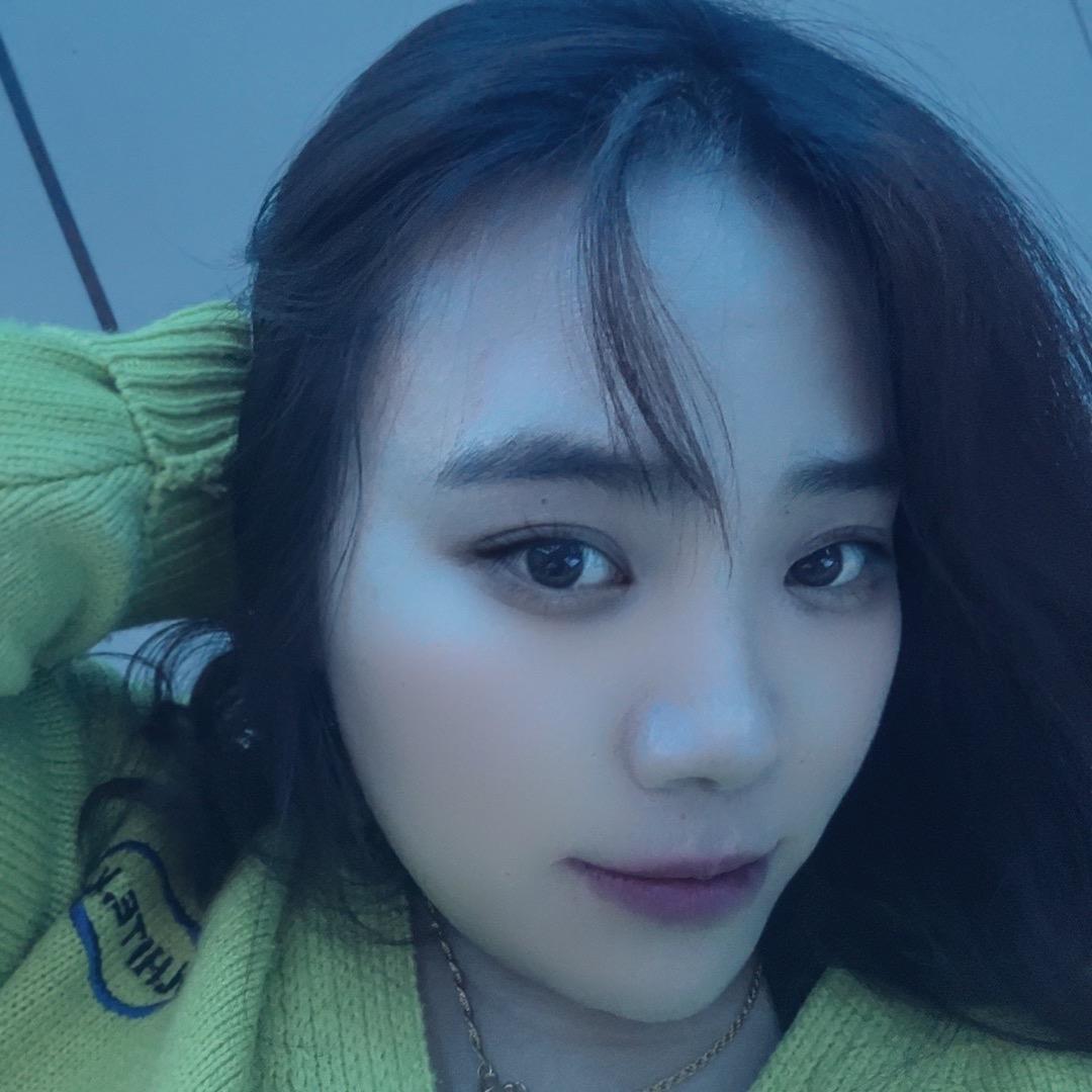 💋一克拉的💋微笑