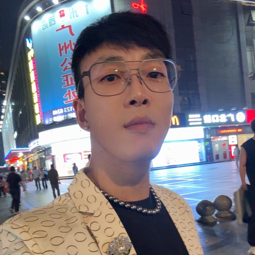 毒眼张珠宝严选