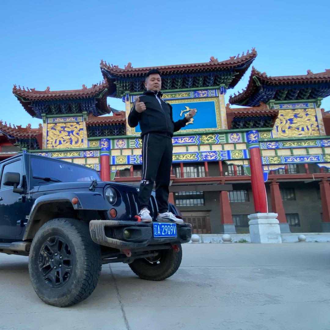 刘东，爱玩球