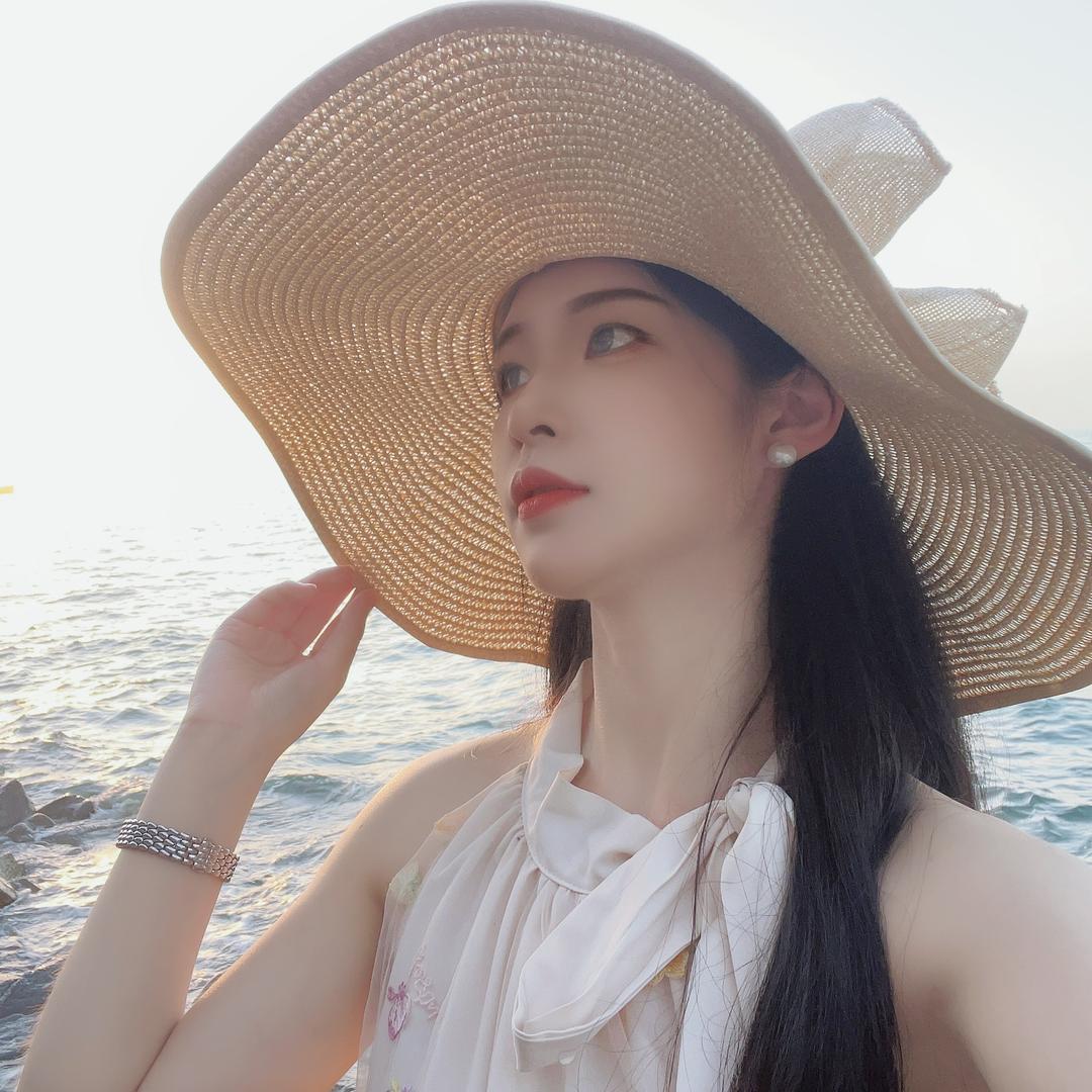 陈凌依💃