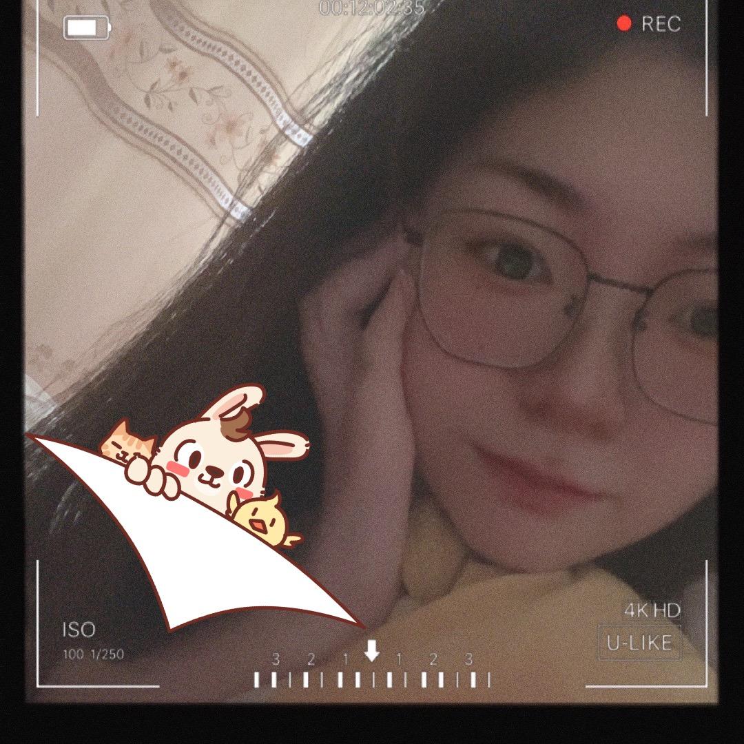 一条小鲸鱼🐳