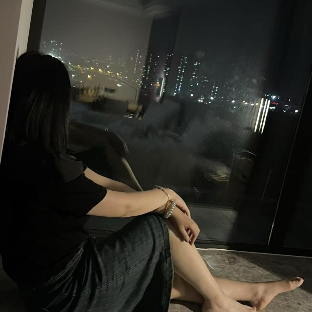 歪头看日落(拒绝私聊)