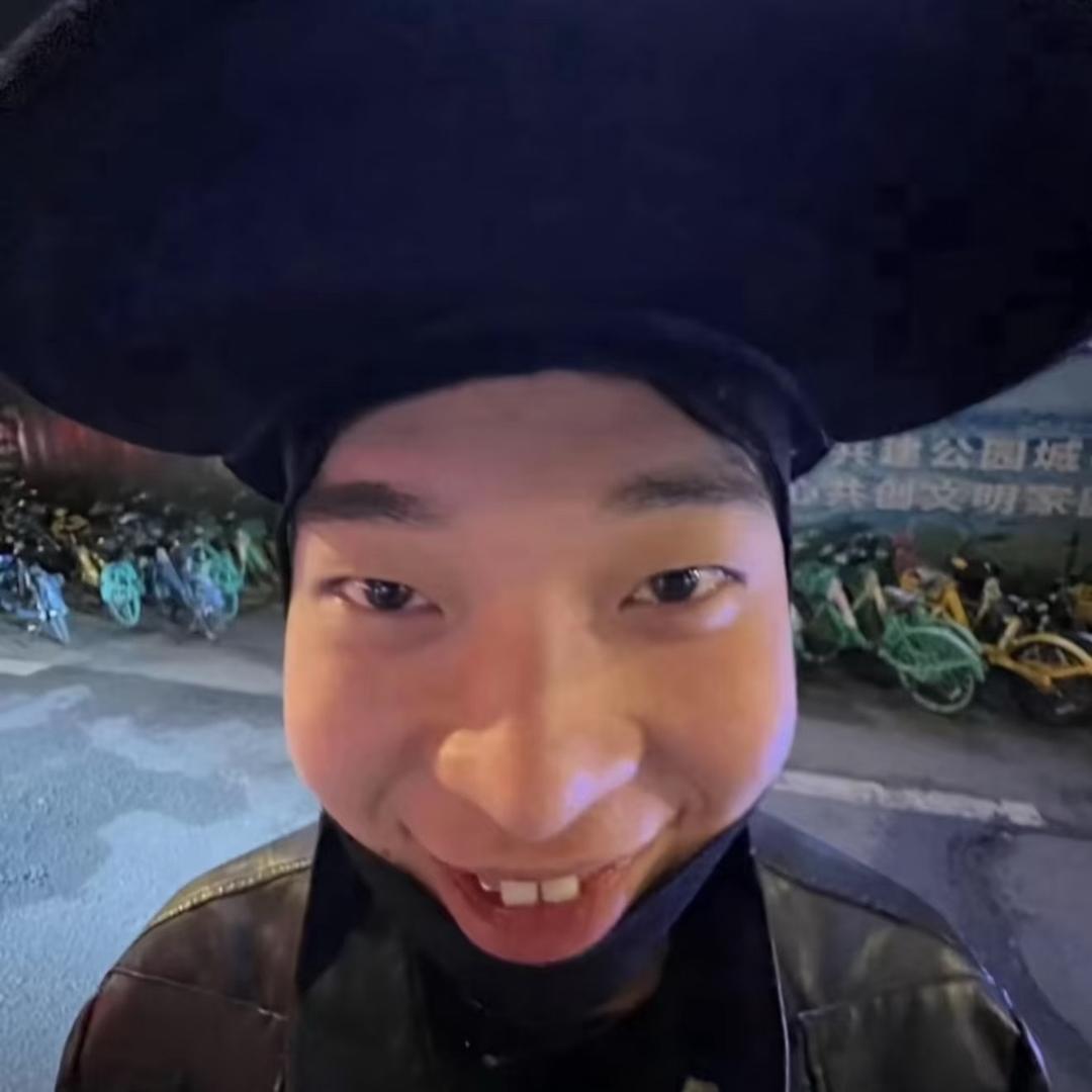 巴黎在逃圣母