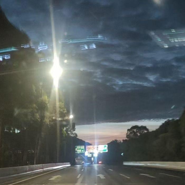 新城已无旧少年