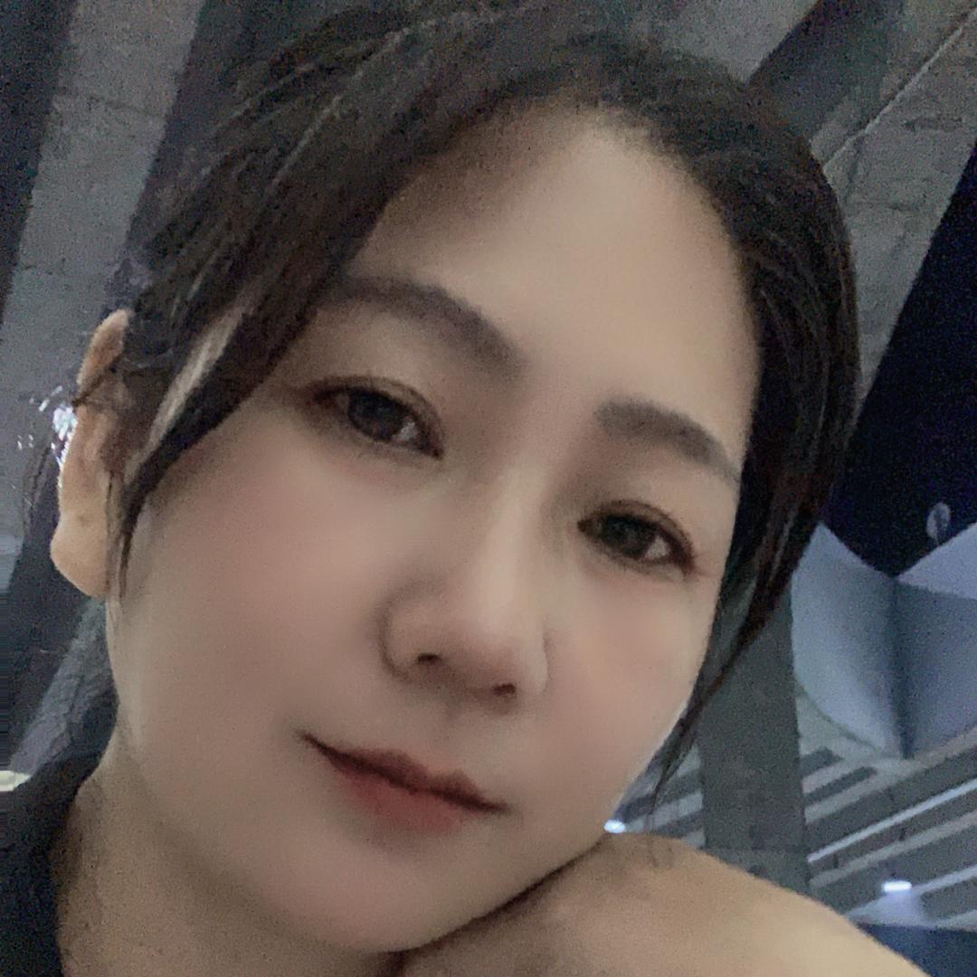 @丽丽吖