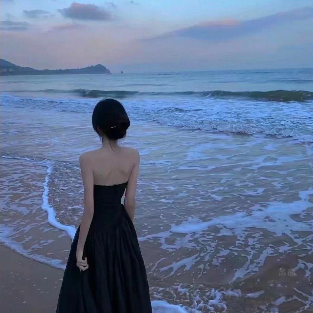 小姑娘挺皮i