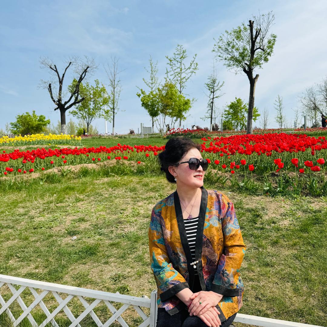 快乐龙婆婆（64年龙）