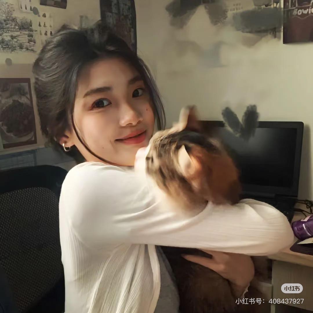 秋美美（多多物流专员）