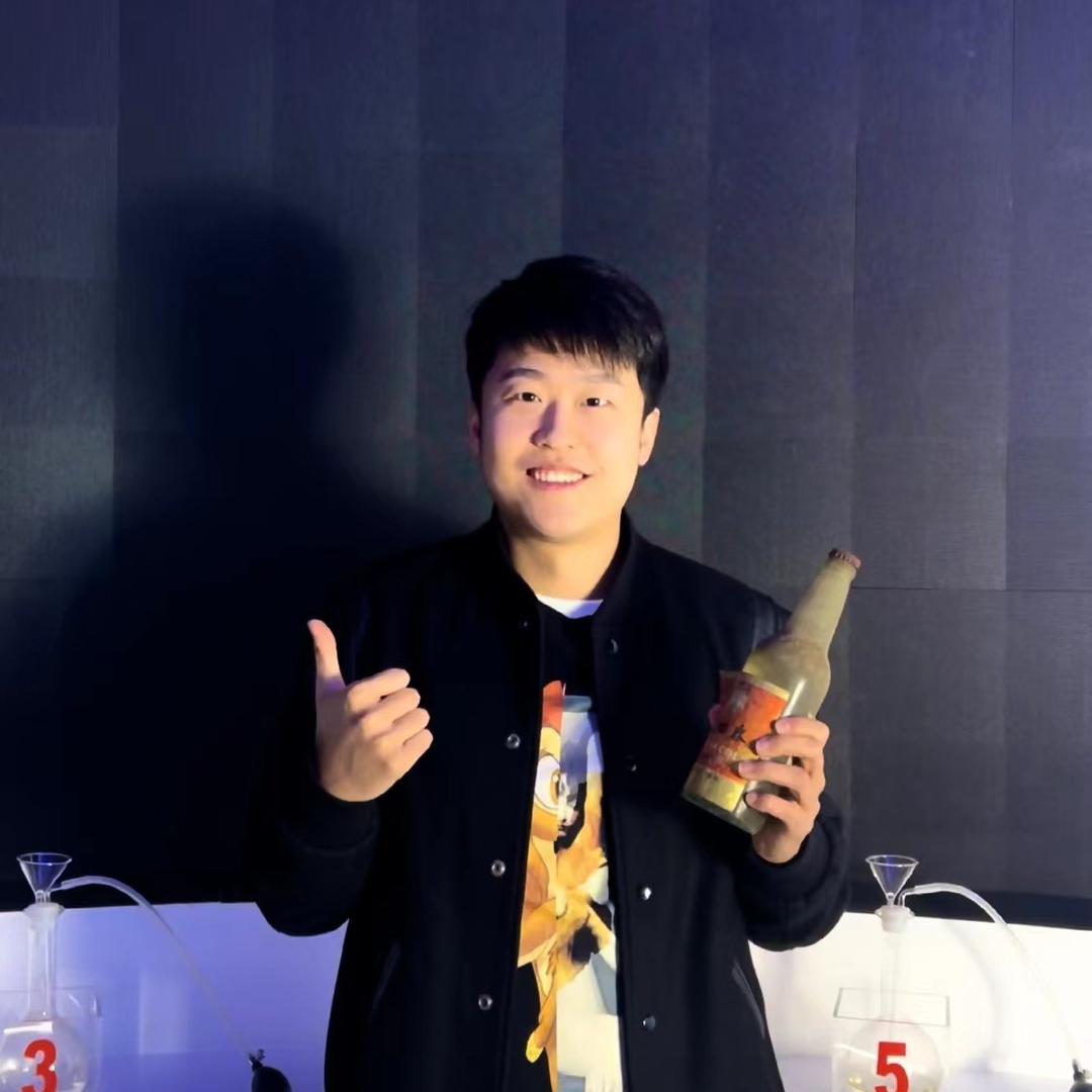 一米九的李昂