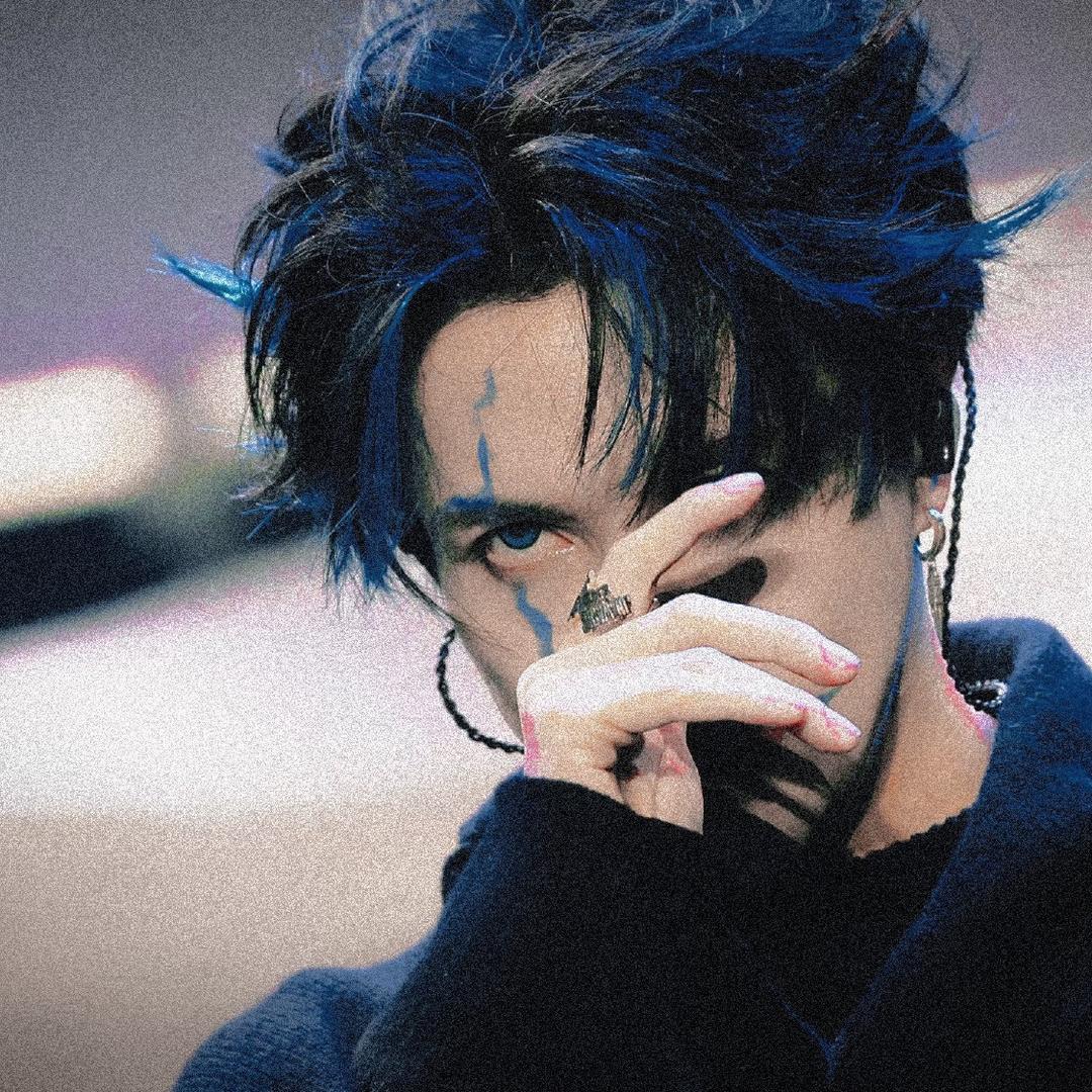 We1Y1（见过薛之谦六次邓紫棋四次版）