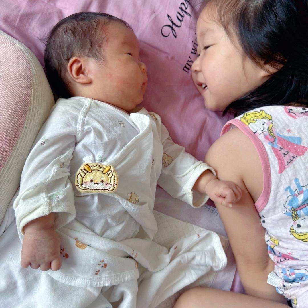 如萍又当妈（哺乳期）