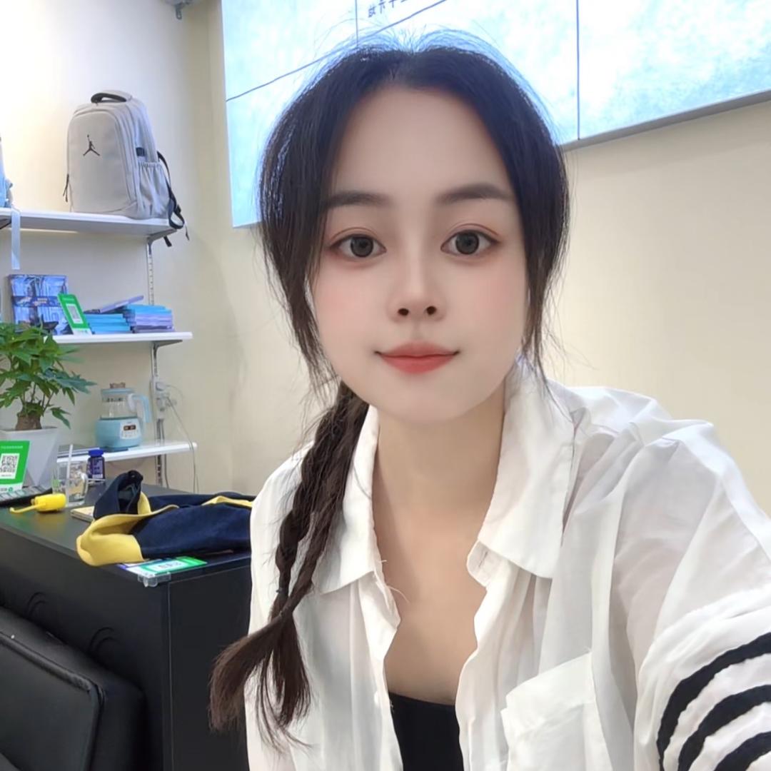 西河潮孩衣柜