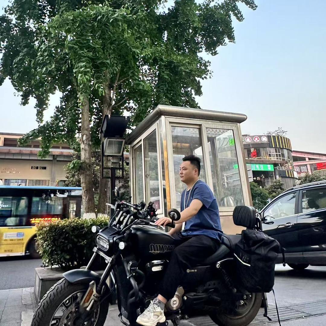卖手机的李拜天(置换回收)