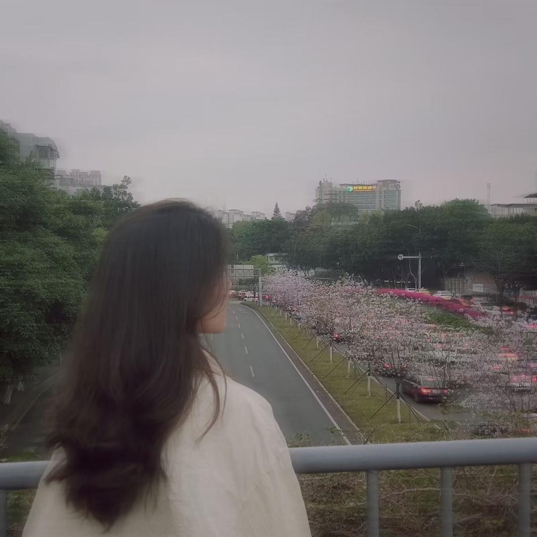 壹個方