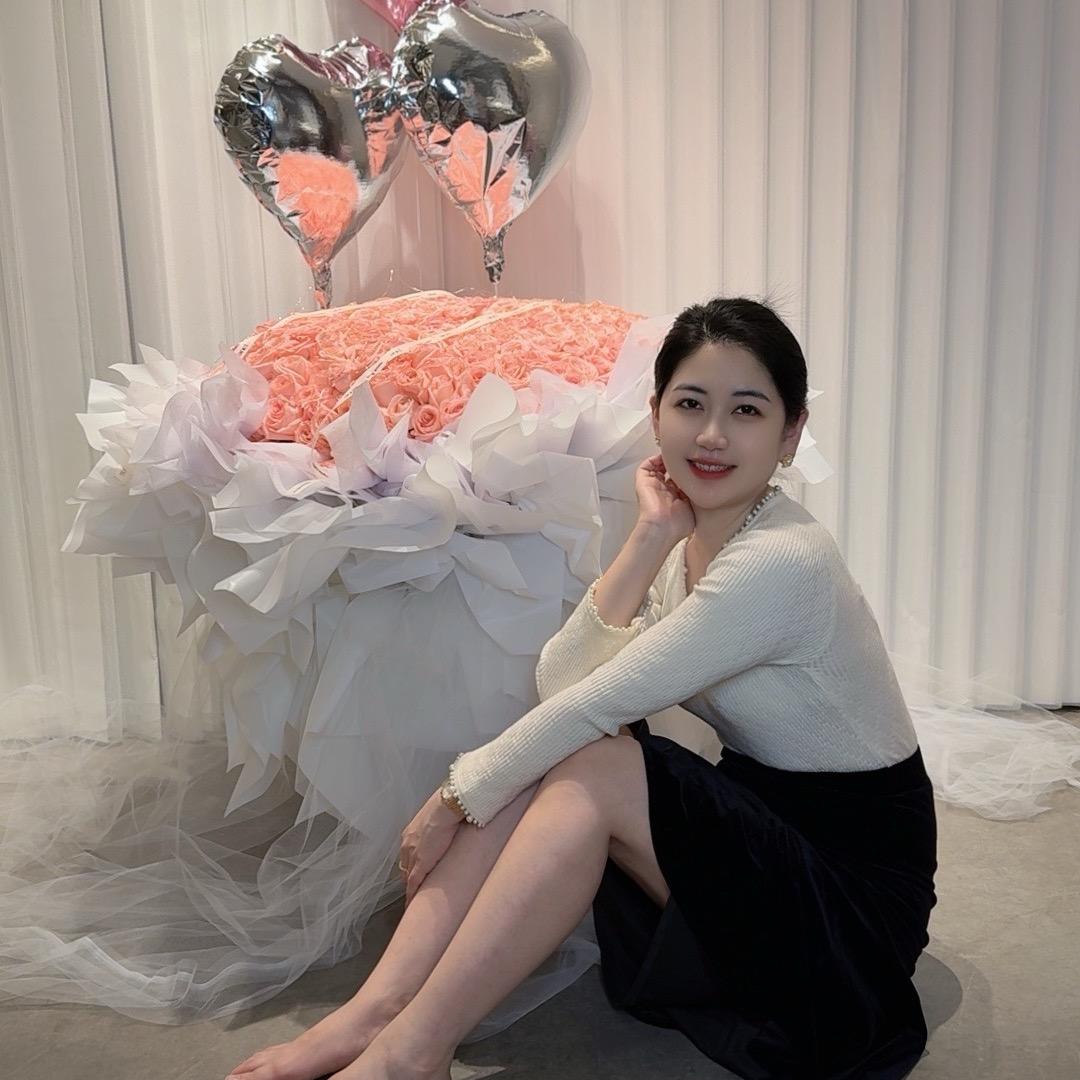 方晴（晴格格贵金属）