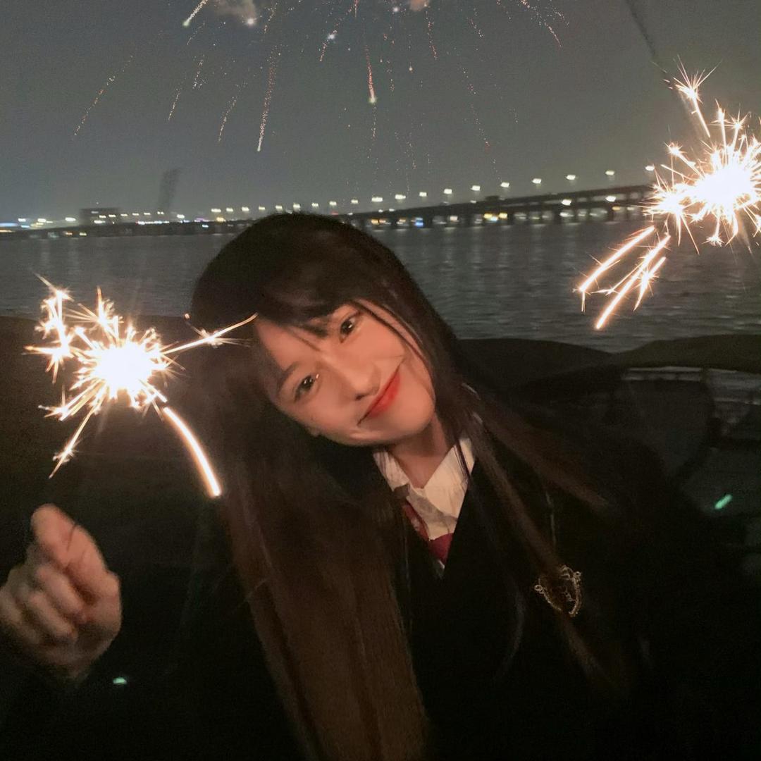 爱屋及乌.