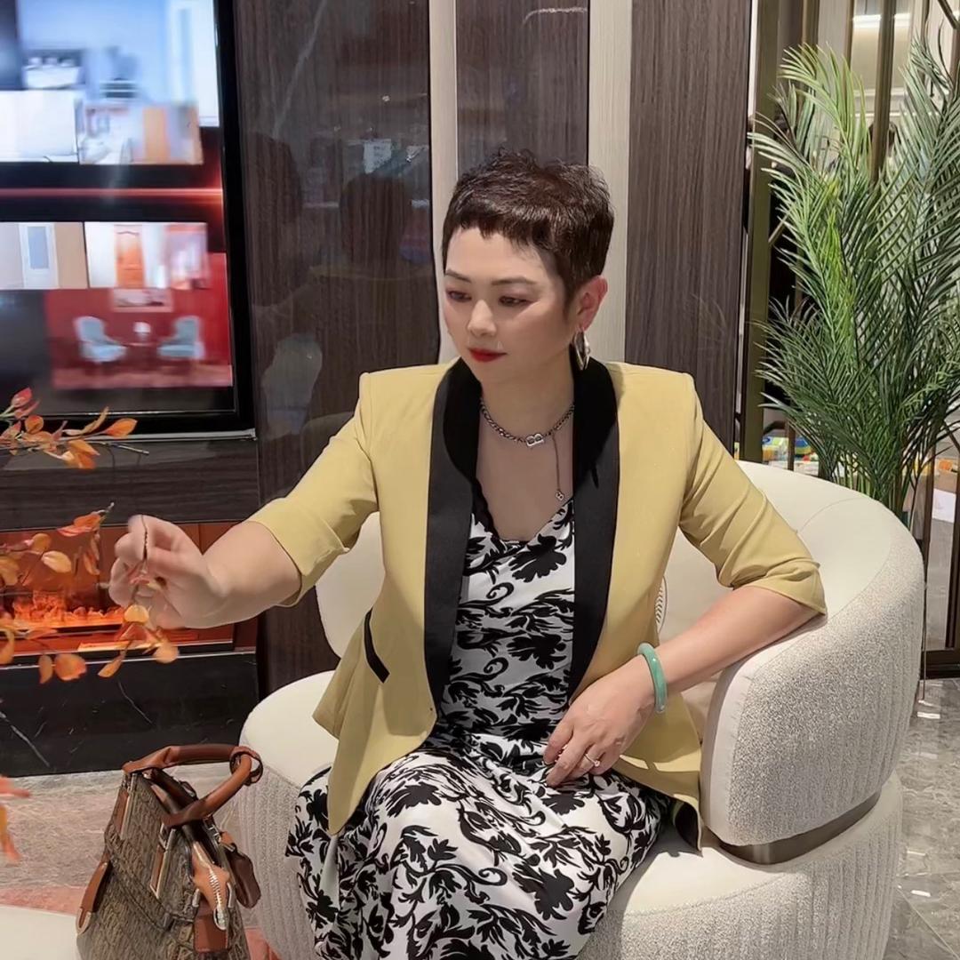 衣姐大码品牌高端女装
