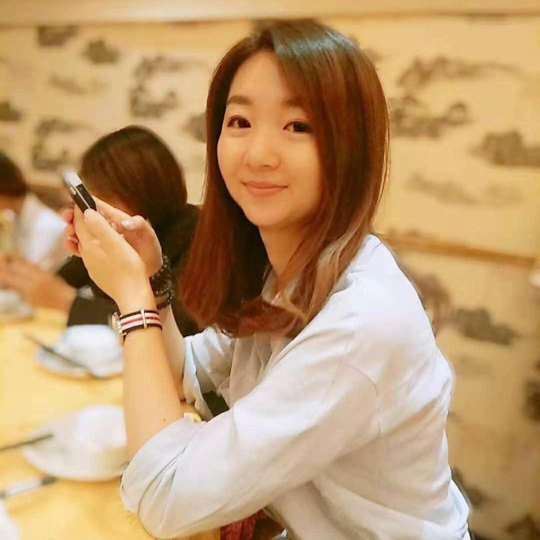 欧派吃货小谢谢