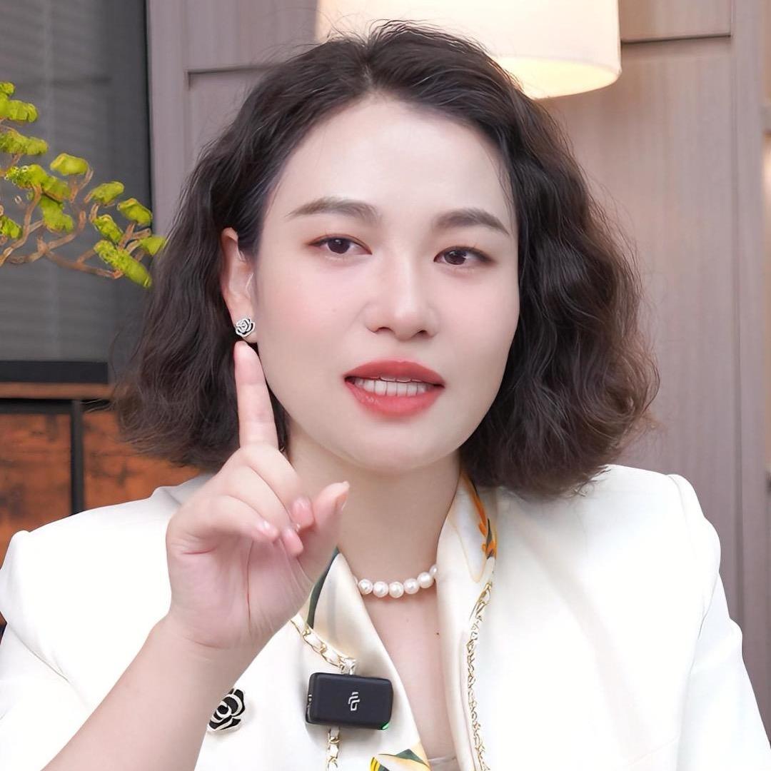 周七七金融素养