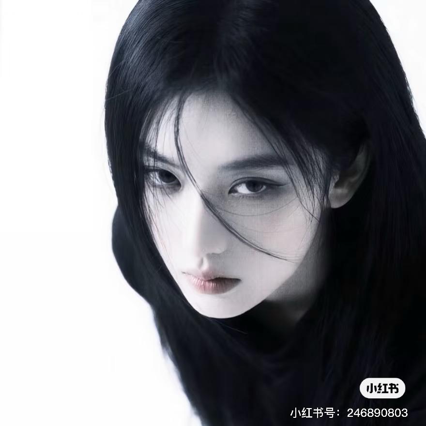小乖🦋.