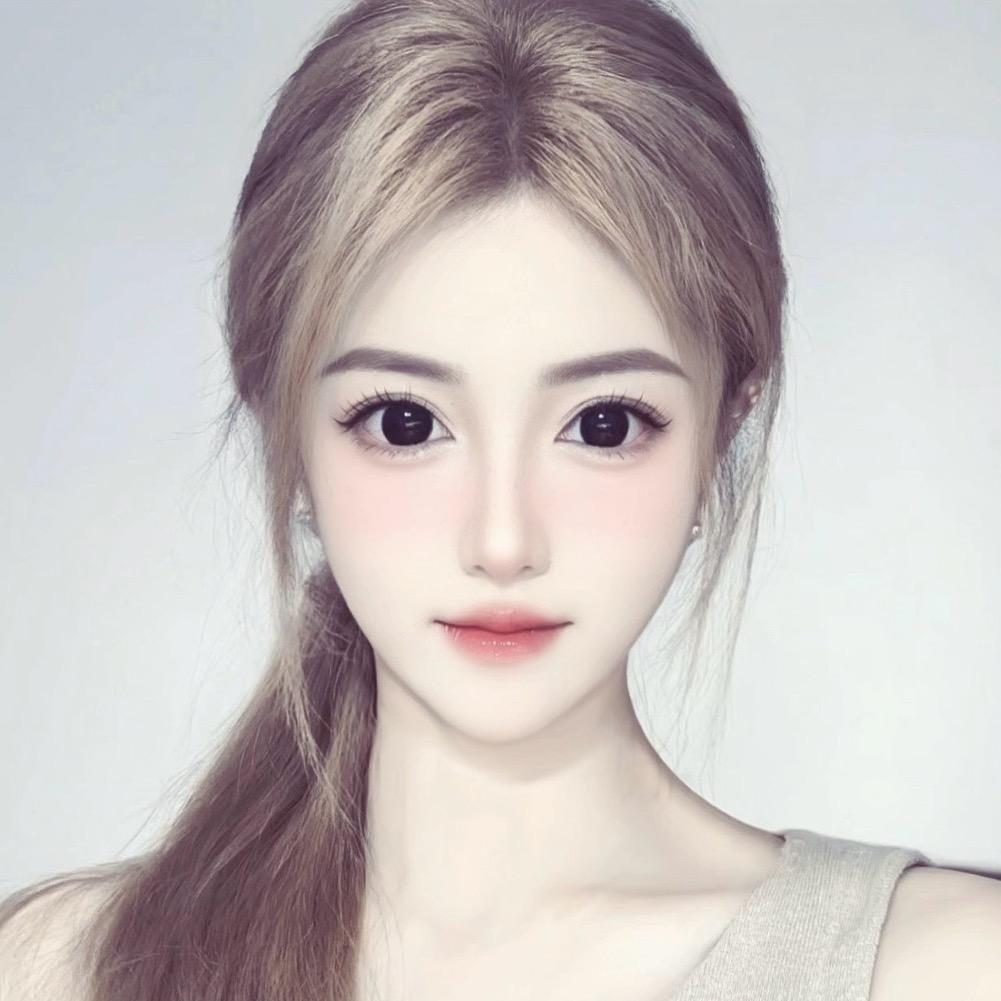 吃饭都要双手插兜的女人