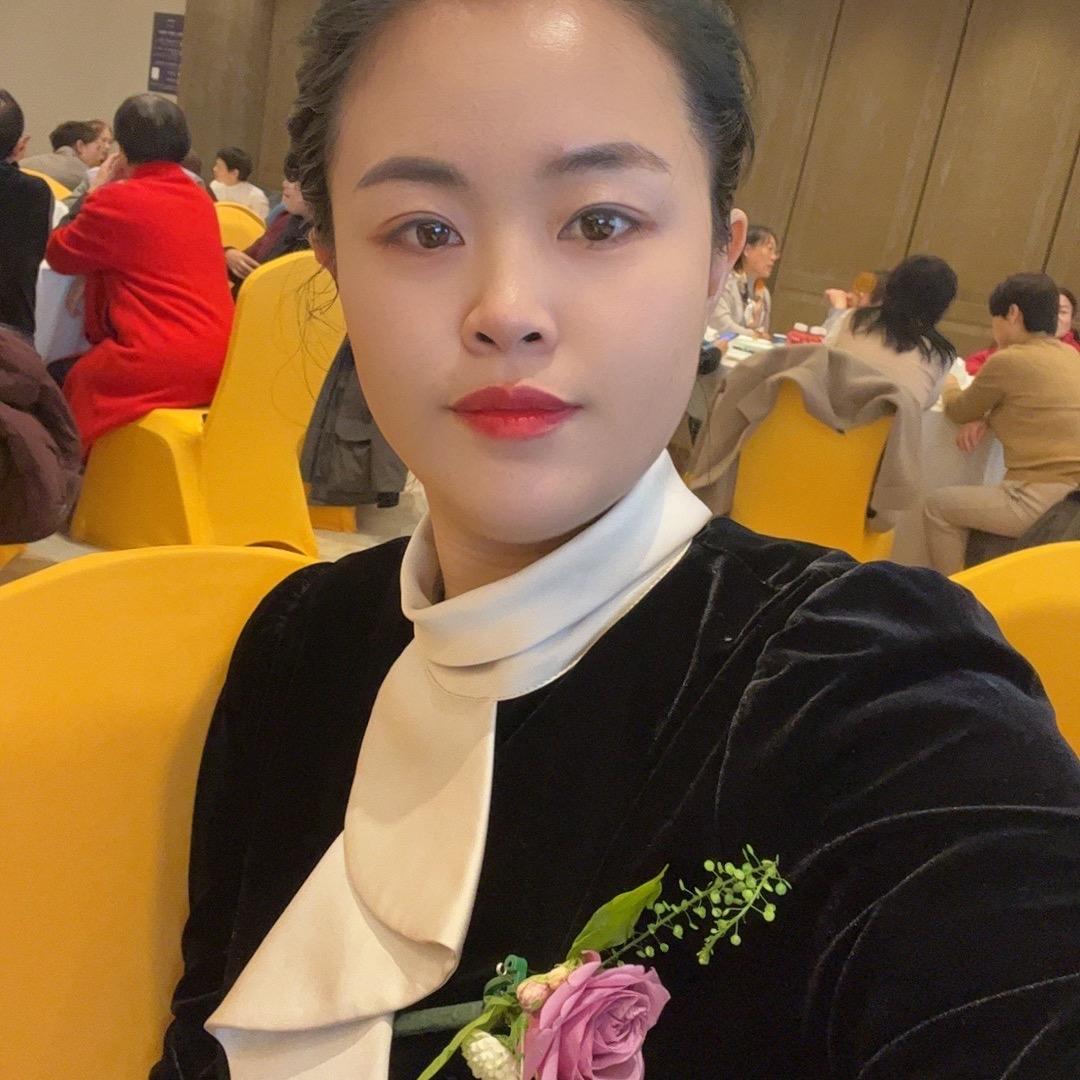 开心每一天*^O^*晶