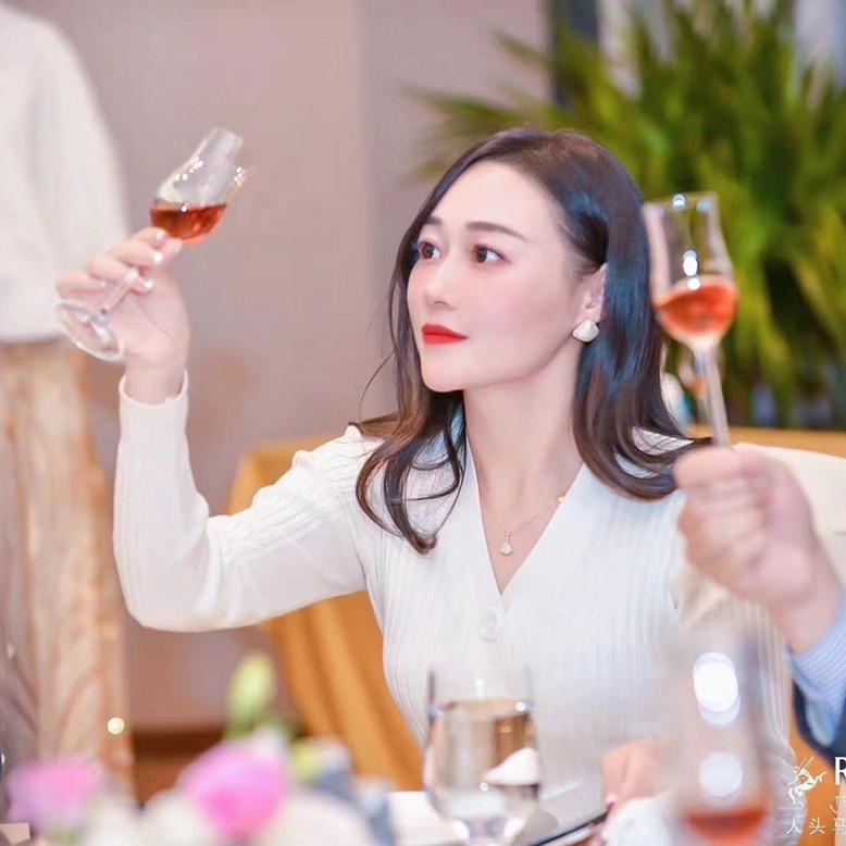 东莞市酒海名品货仓
