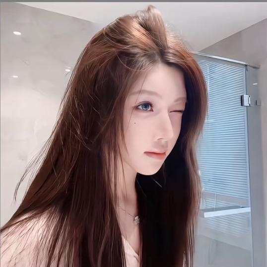小依
