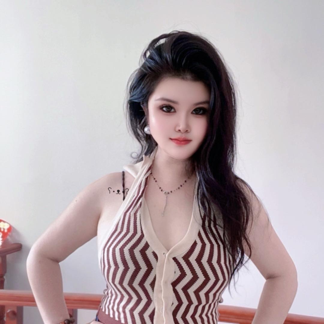 爱笑的小夏
