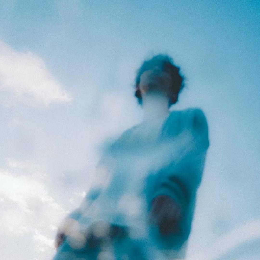 奕