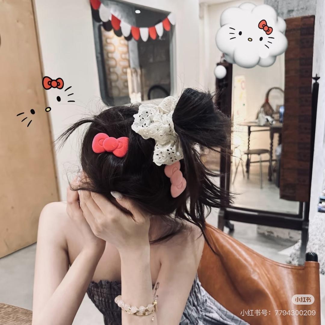 小熊穿了比基尼